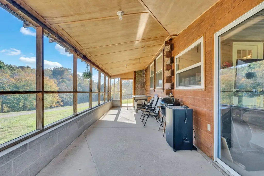 1353 Frank Sims Road Sparta TN 38583