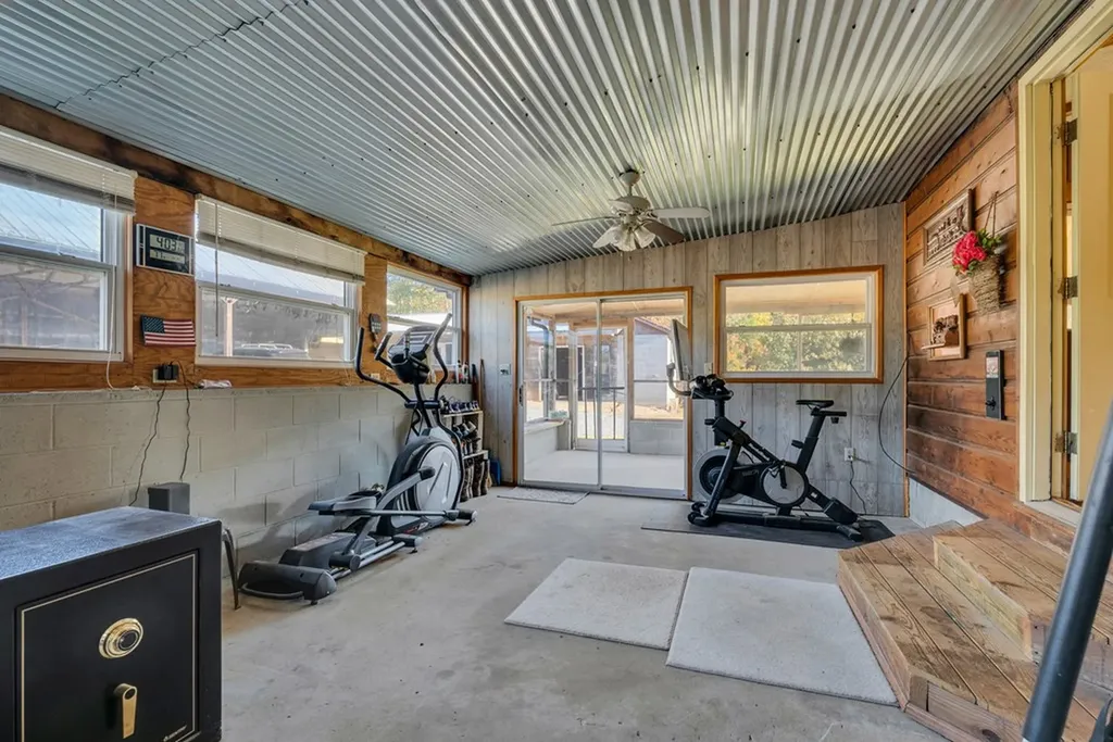 1353 Frank Sims Road Sparta TN 38583