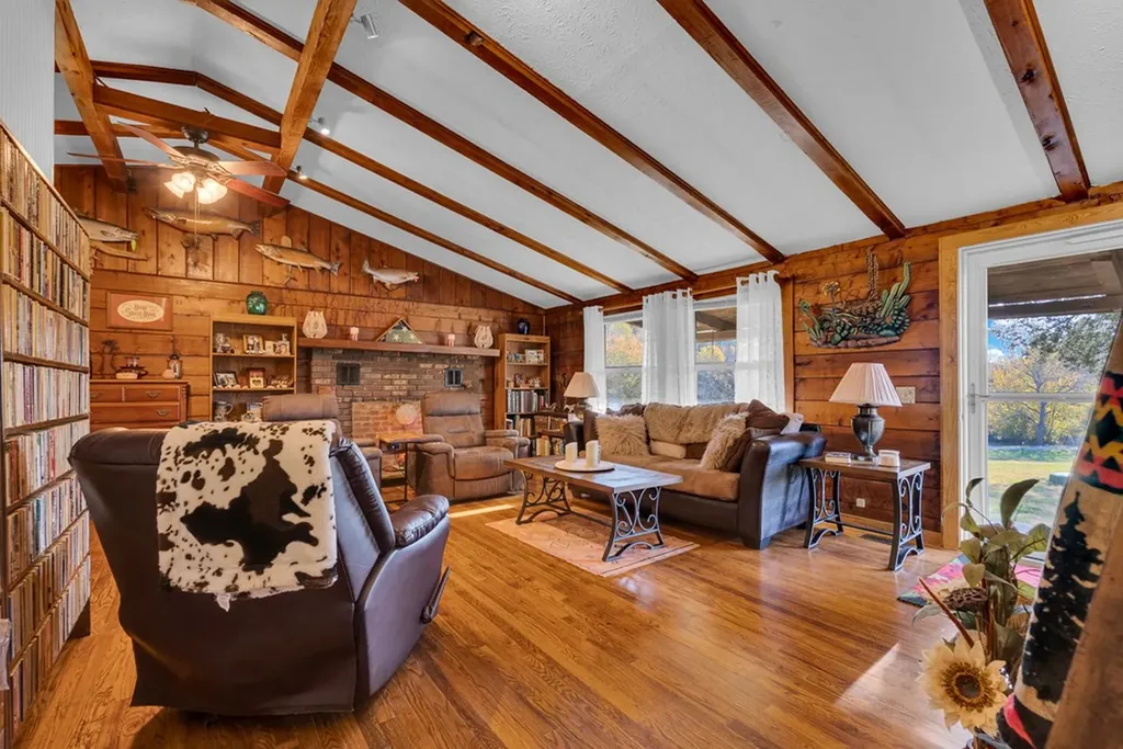 1353 Frank Sims Road Sparta TN 38583