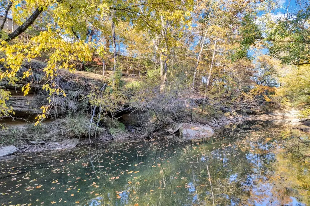 1353 Frank Sims Road Sparta TN 38583