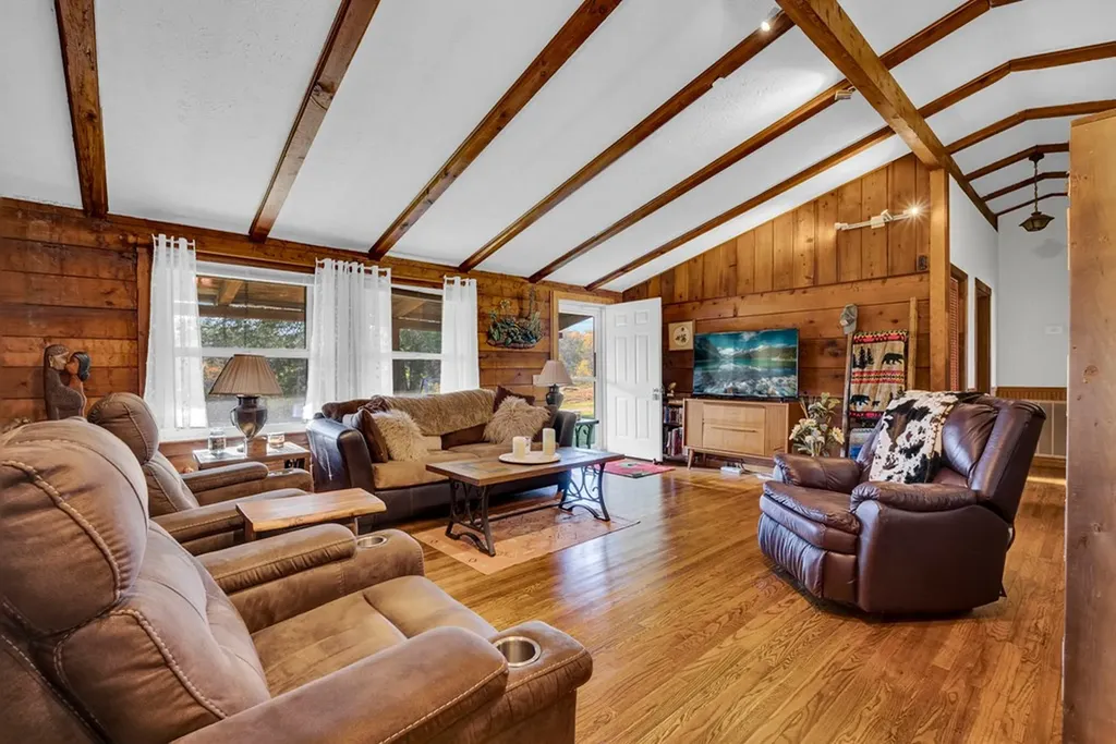 1353 Frank Sims Road Sparta TN 38583