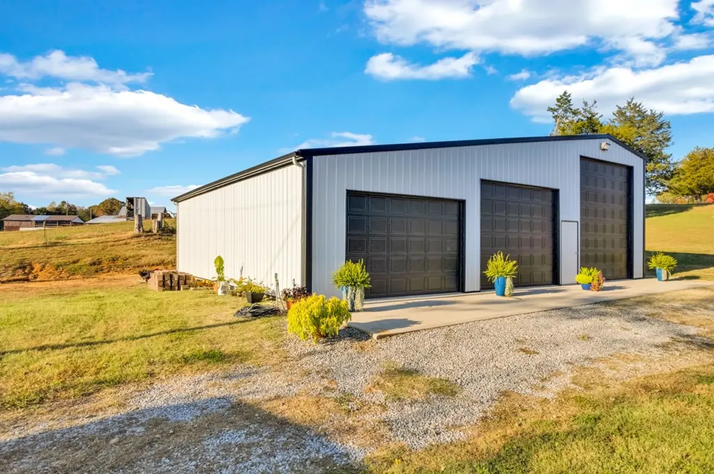 1353 Frank Sims Road Sparta TN 38583