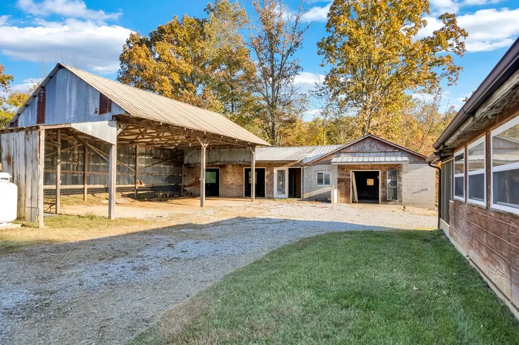 1353 Frank Sims Road Sparta TN 38583