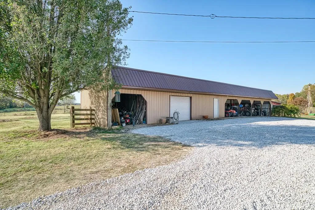 512 Frank Massa Road Sparta TN 38583