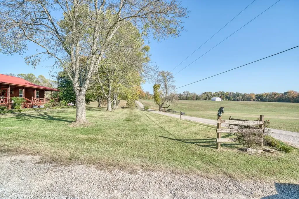 512 Frank Massa Road Sparta TN 38583