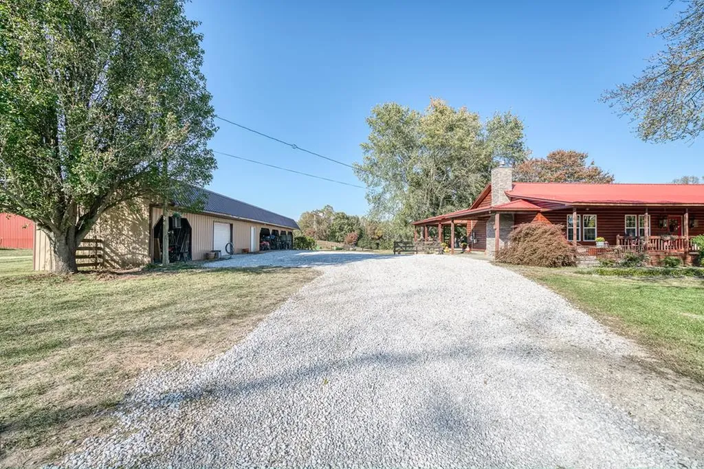 512 Frank Massa Road Sparta TN 38583