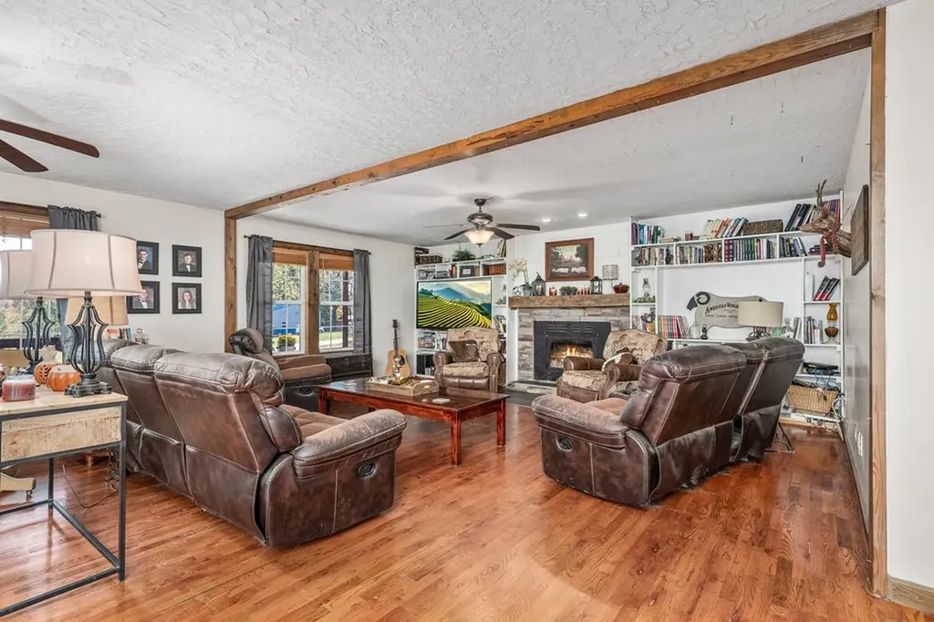 512 Frank Massa Road Sparta TN 38583