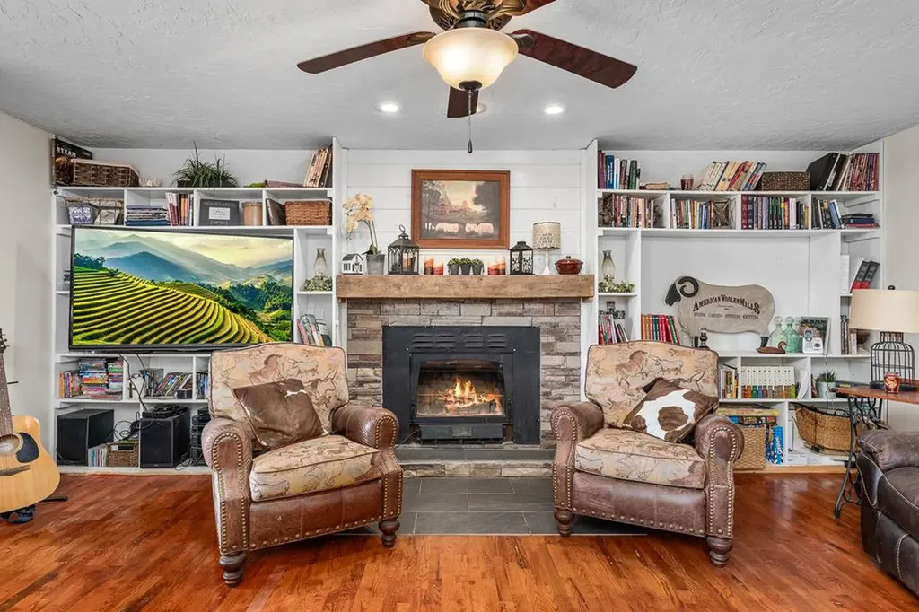 512 Frank Massa Road Sparta TN 38583