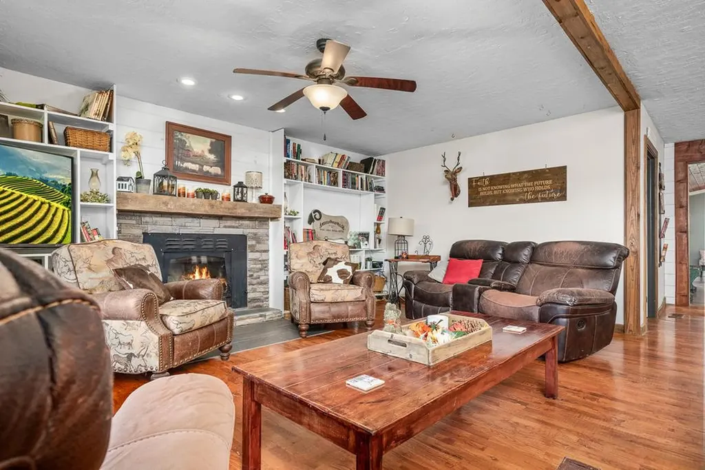 512 Frank Massa Road Sparta TN 38583