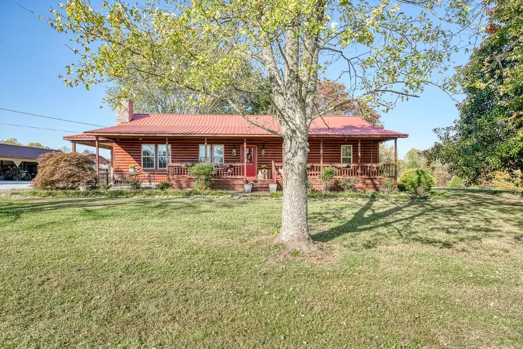 512 Frank Massa Road Sparta TN 38583