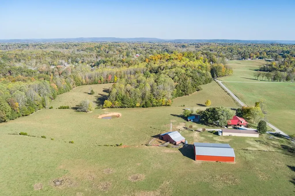 512 Frank Massa Road Sparta TN 38583