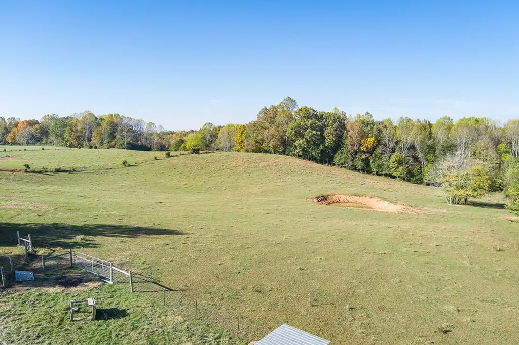 512 Frank Massa Road Sparta TN 38583