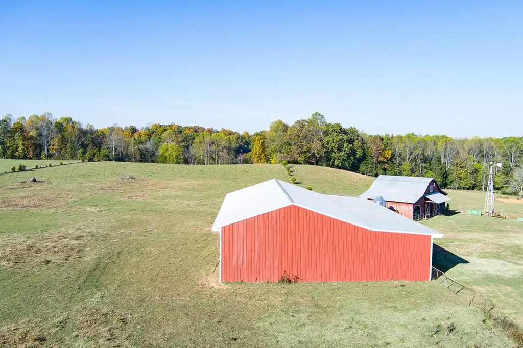 512 Frank Massa Road Sparta TN 38583