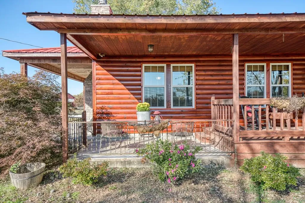 512 Frank Massa Road Sparta TN 38583