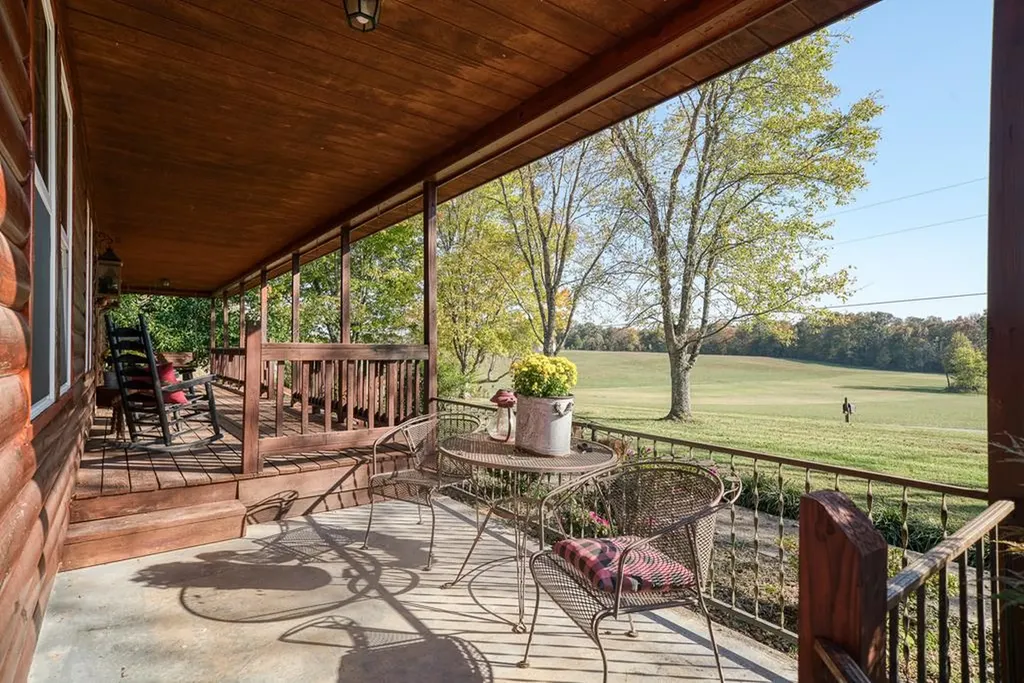 512 Frank Massa Road Sparta TN 38583