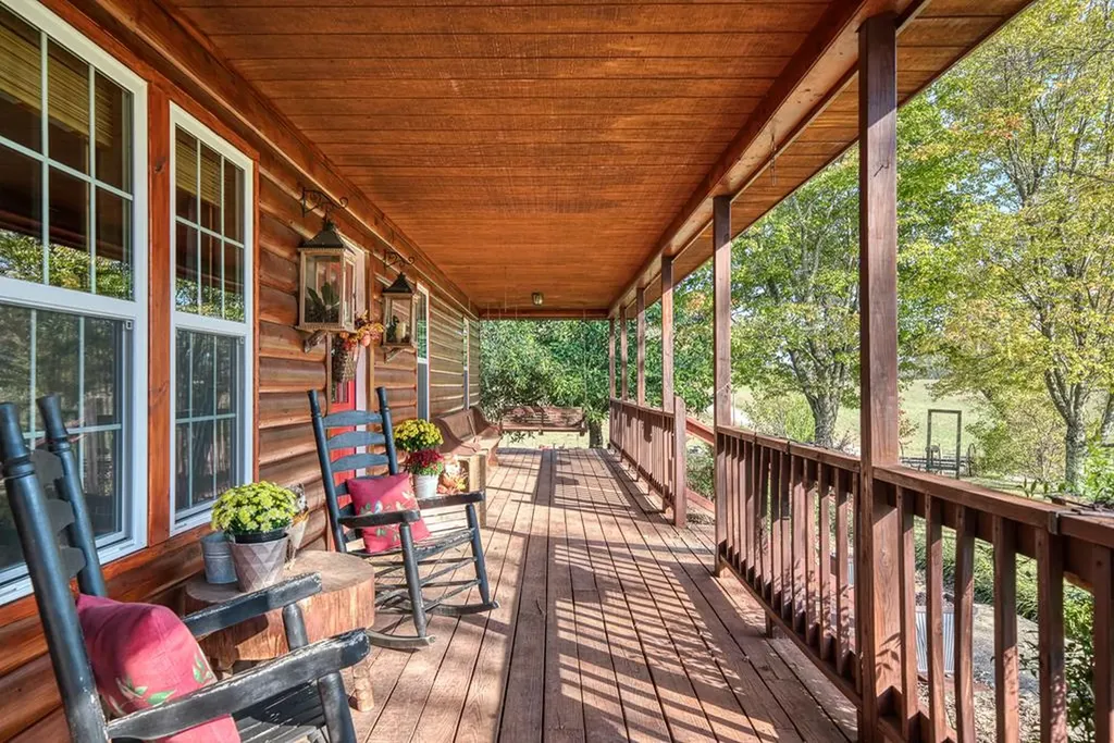 512 Frank Massa Road Sparta TN 38583