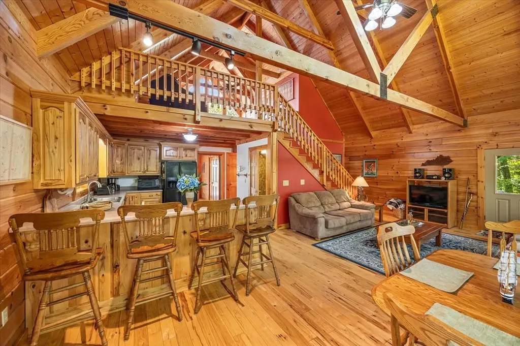 2321 Red Oak Ridge Road Celina TN 38551