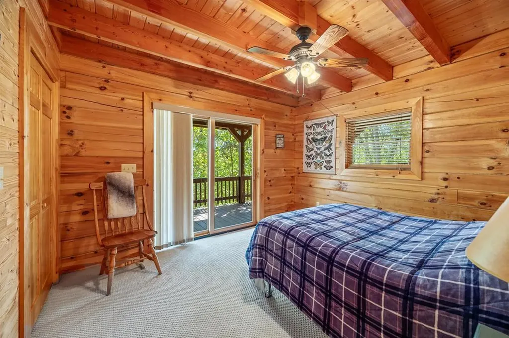 2321 Red Oak Ridge Road Celina TN 38551