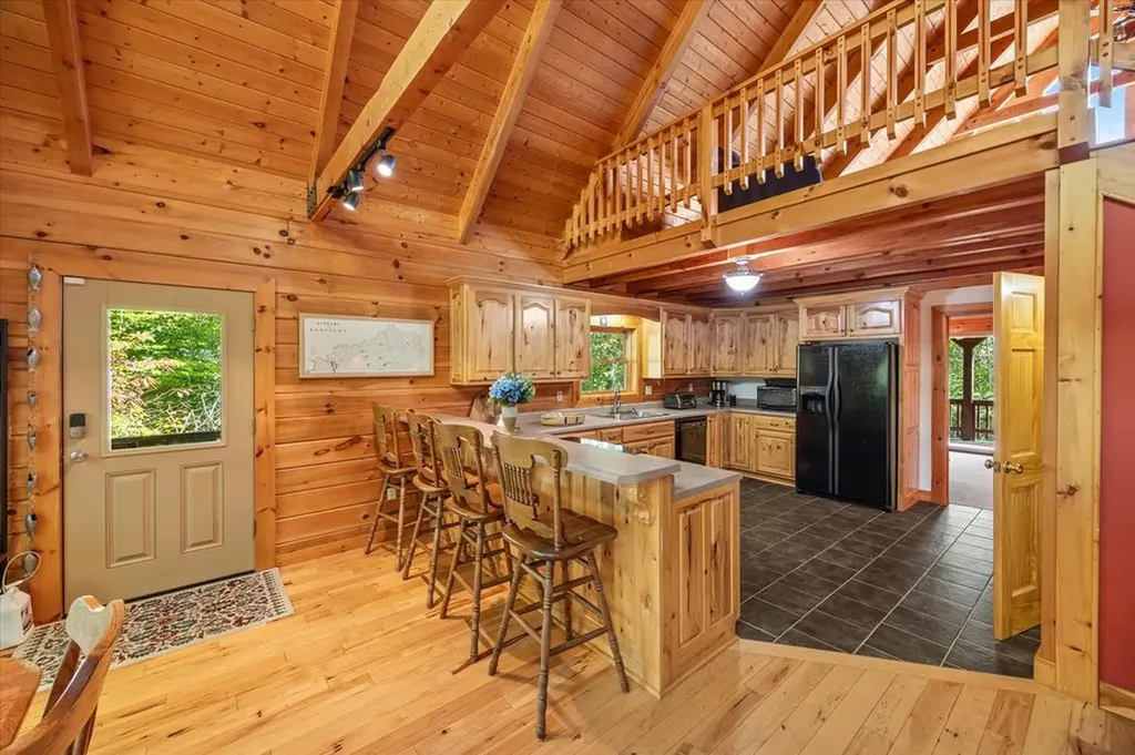 2321 Red Oak Ridge Road Celina TN 38551