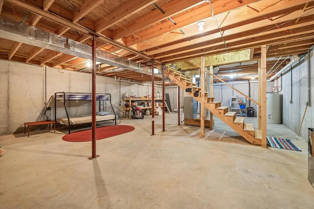 2321 Red Oak Ridge Road Celina TN 38551