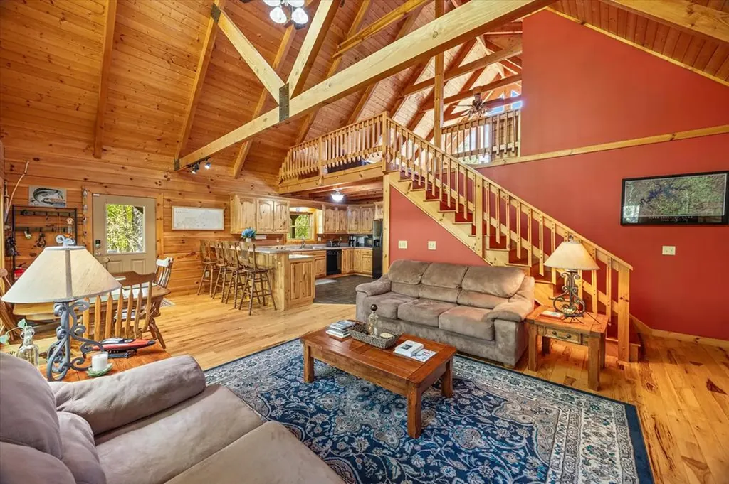 2321 Red Oak Ridge Road Celina TN 38551