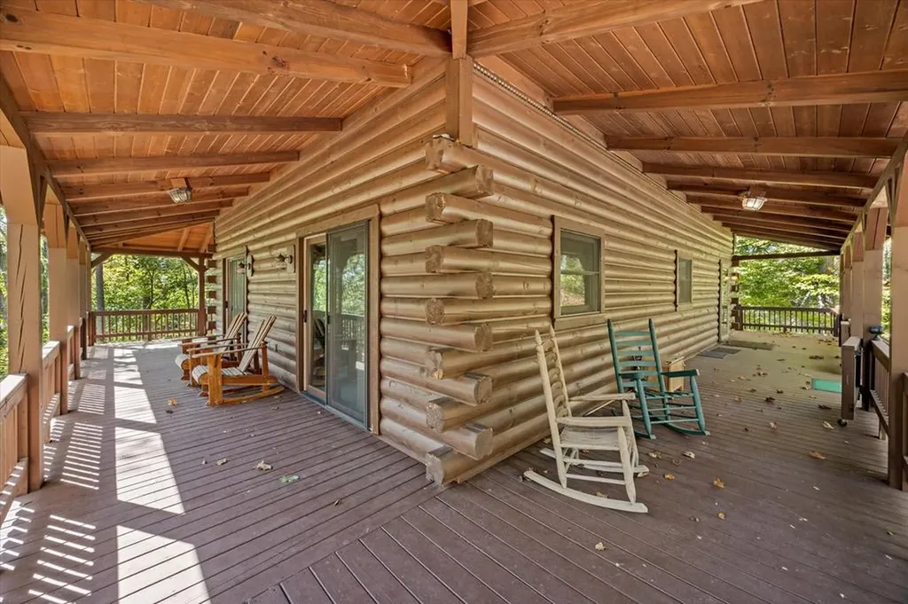 2321 Red Oak Ridge Road Celina TN 38551