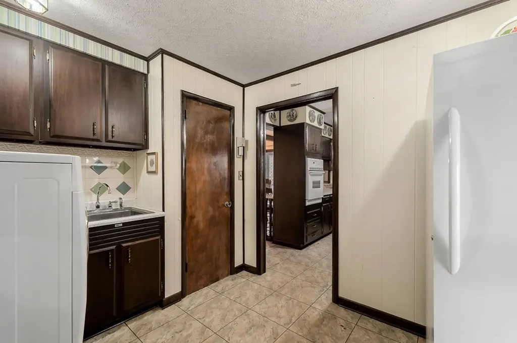 763 Oakley Allons Road Allons TN 38541