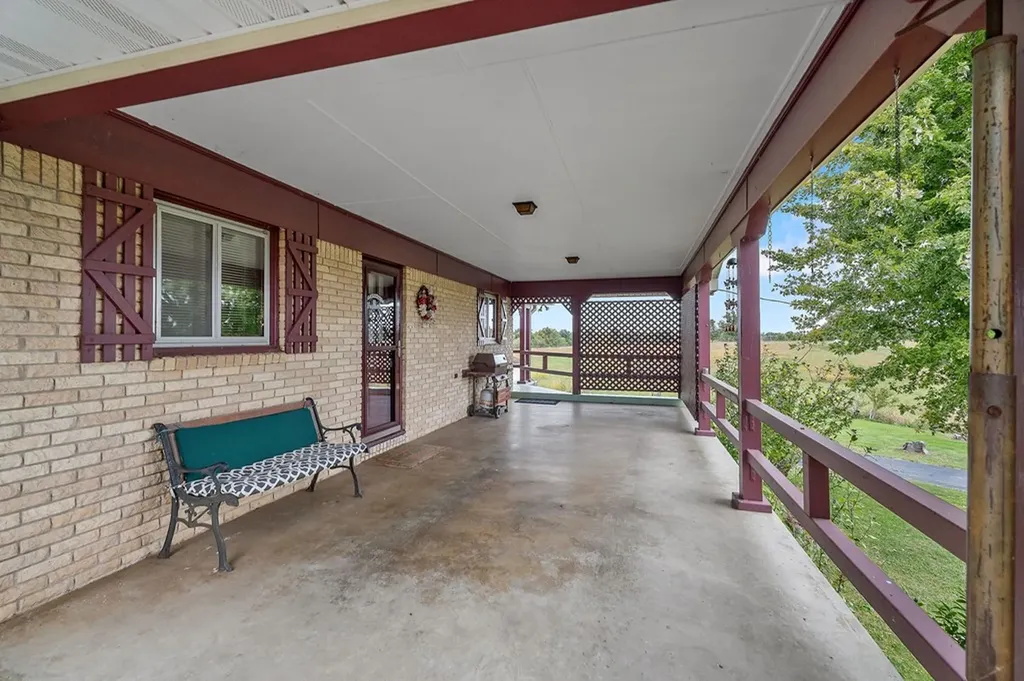 763 Oakley Allons Road Allons TN 38541