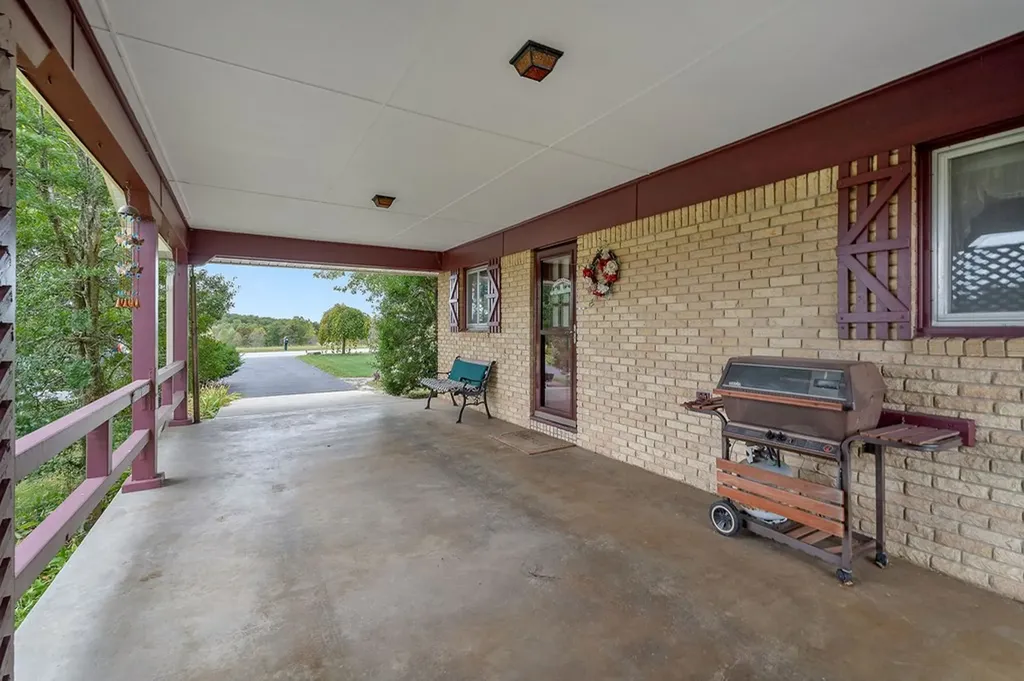 763 Oakley Allons Road Allons TN 38541