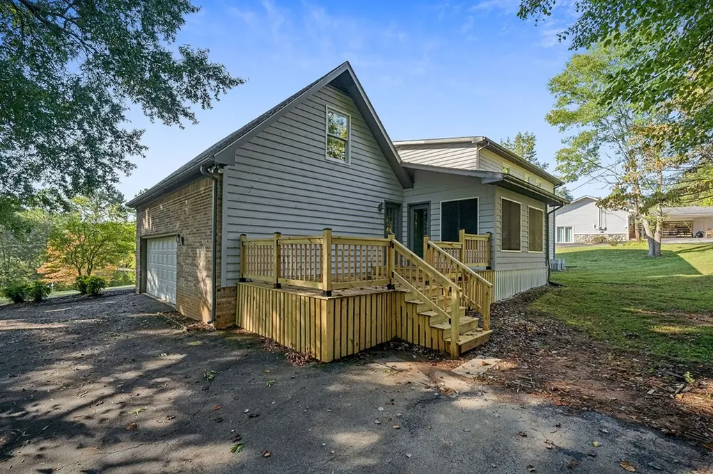 655 Julia Drive Cookeville TN 38506