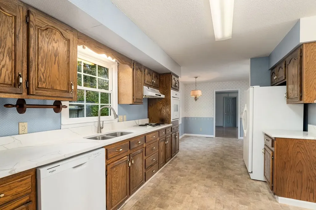 655 Julia Drive Cookeville TN 38506