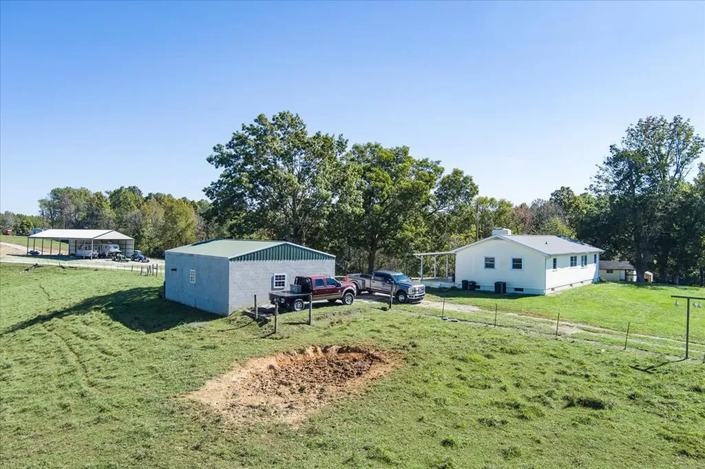 203 Heard Ridge Road Monroe TN 38573