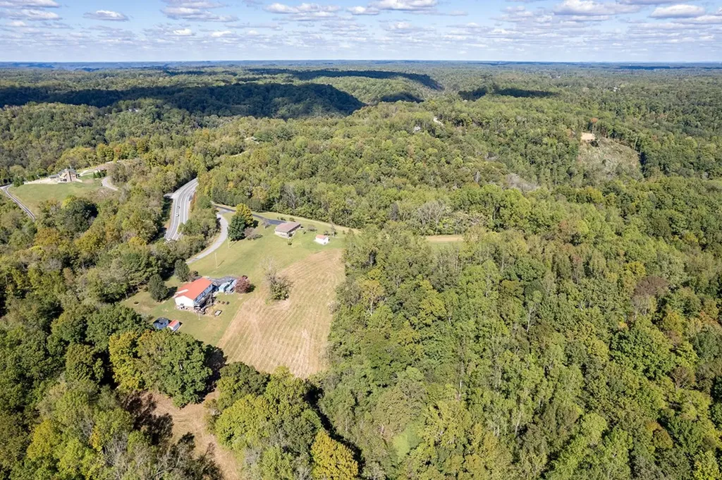 00 Smithville Highway Silver Point TN 38582