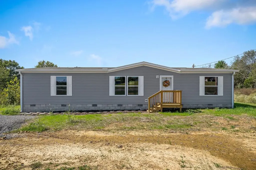 7960 Mcminnville Smithville TN 37166