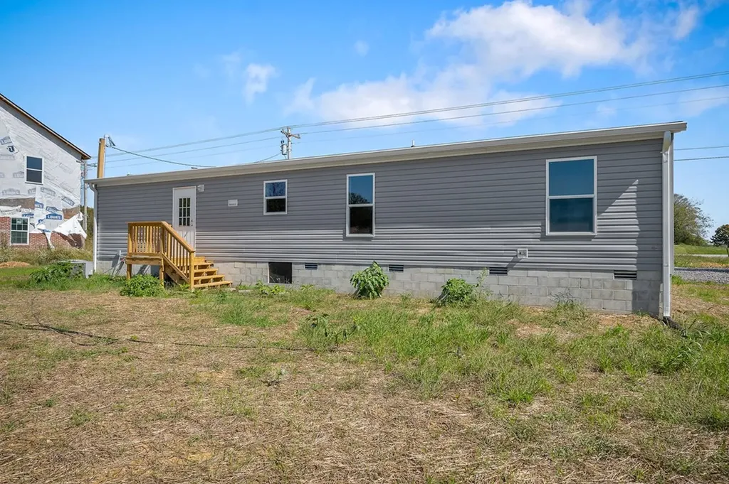 7960 Mcminnville Smithville TN 37166