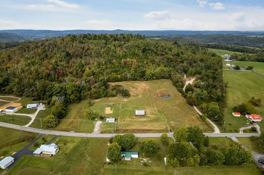 7.5 Ac Jamestown Highway Livingston TN 38570