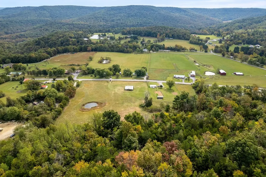 7.5 Ac Jamestown Highway Livingston TN 38570