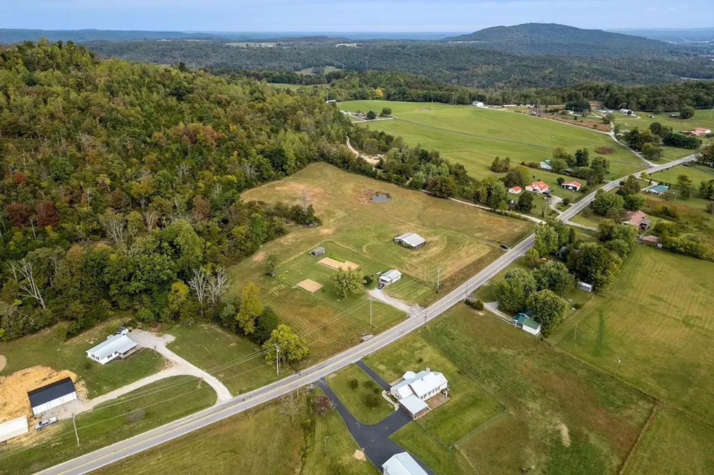 7.5 Ac Jamestown Highway Livingston TN 38570
