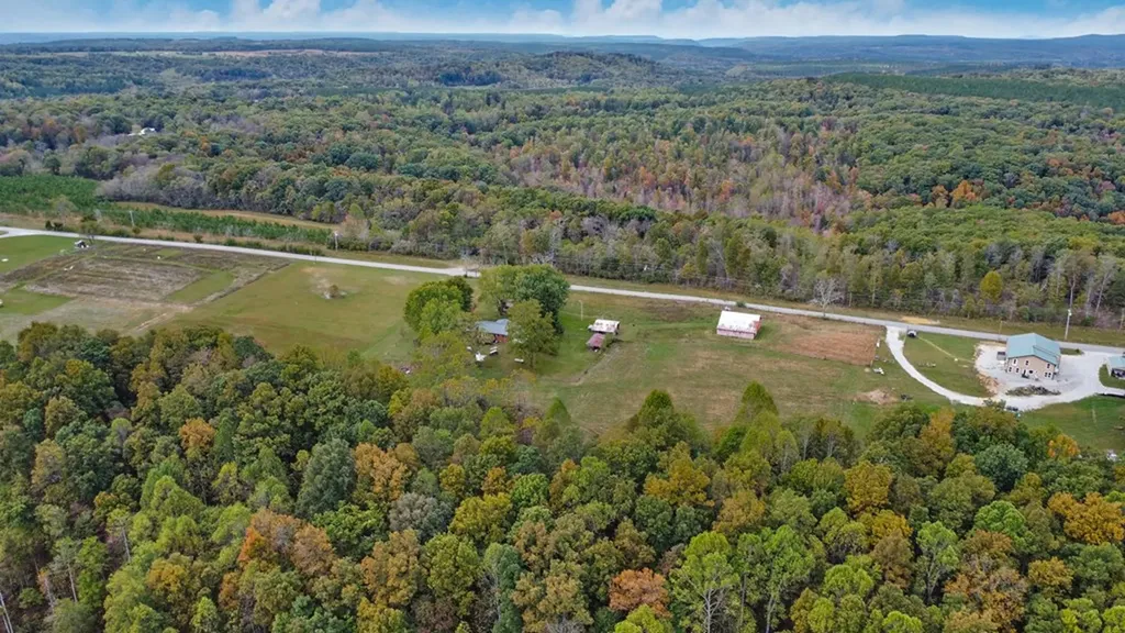 4093 Flynns Cove Road Crossville TN 38572