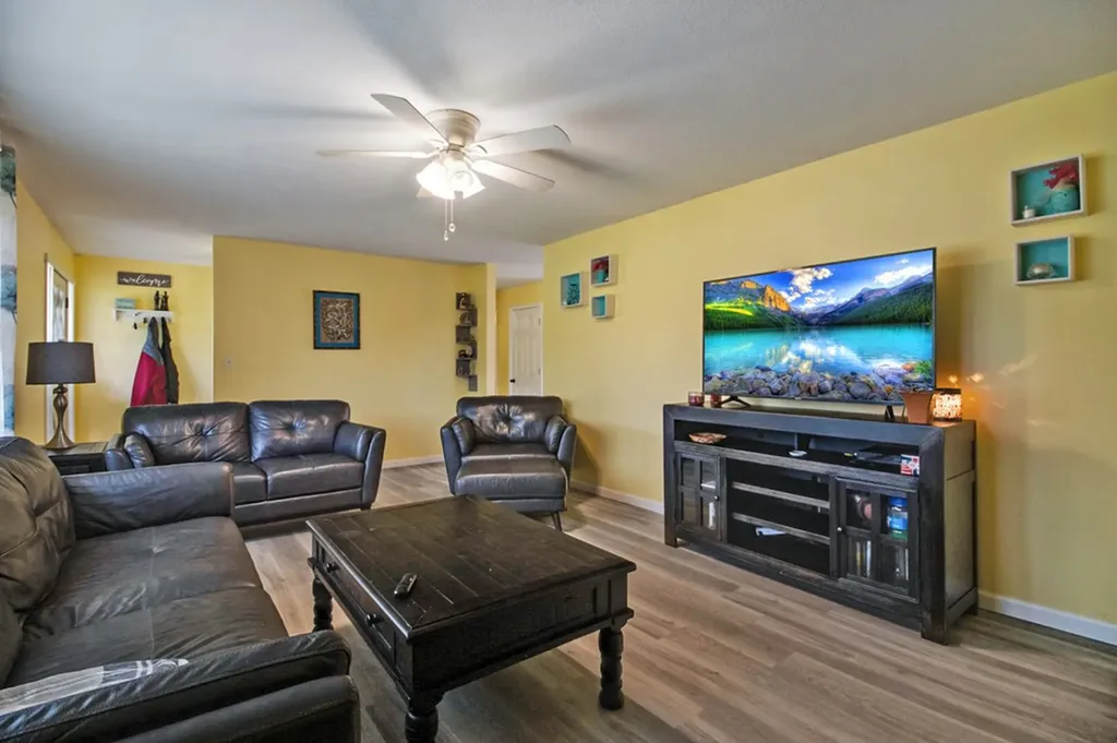 4093 Flynns Cove Road Crossville TN 38572