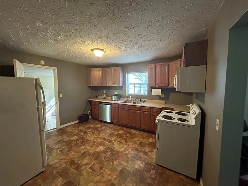 2106 Old Wolf River Road Jamestown TN 38556