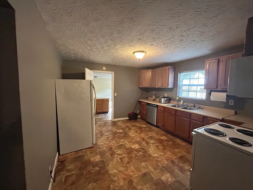 2106 Old Wolf River Road Jamestown TN 38556