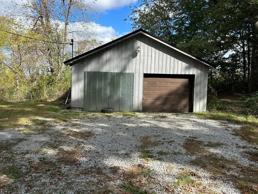 2106 Old Wolf River Road Jamestown TN 38556