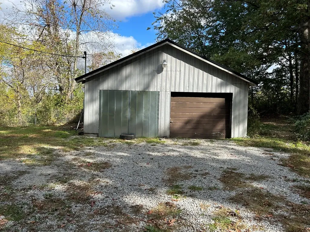 2106 Old Wolf River Road Jamestown TN 38556