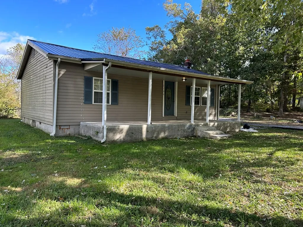 2106 Old Wolf River Road Jamestown TN 38556