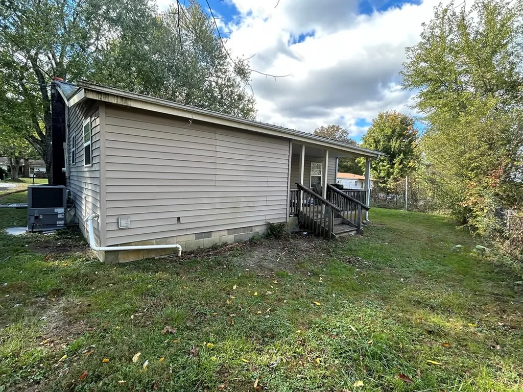 2106 Old Wolf River Road Jamestown TN 38556