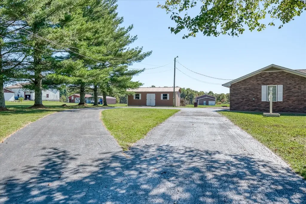 1149 Earl Jones Road Crossville TN 38555