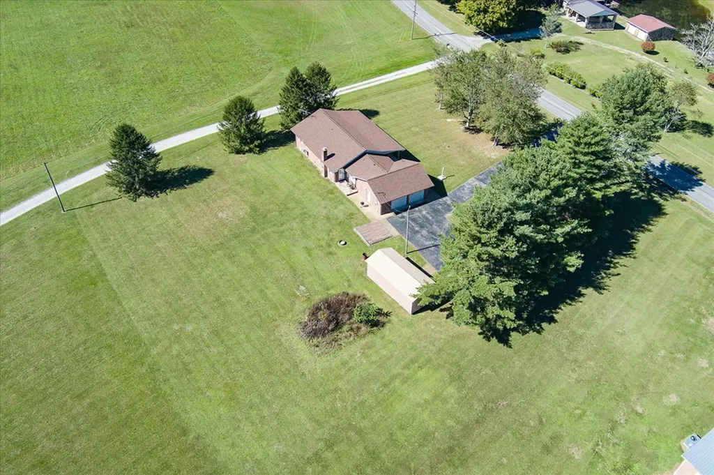 1149 Earl Jones Road Crossville TN 38555