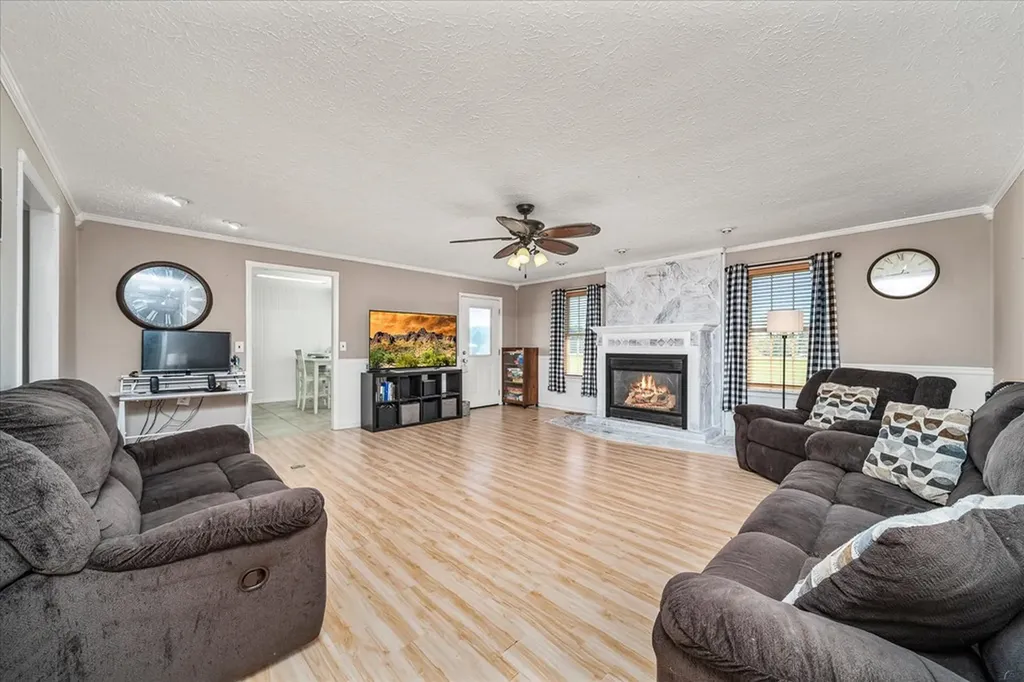 1149 Earl Jones Road Crossville TN 38555