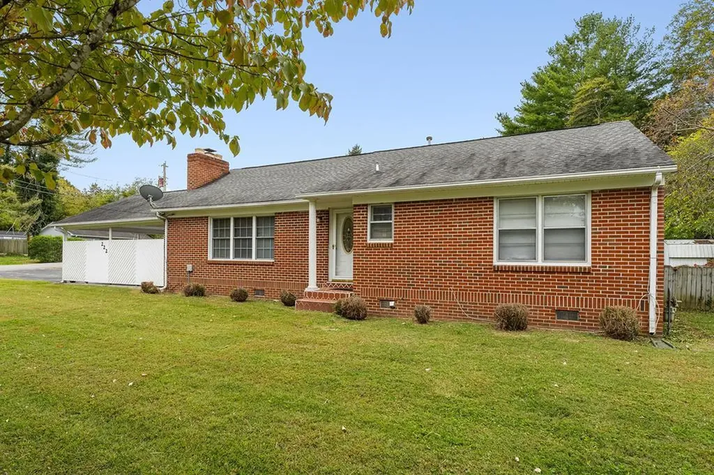 222 Spurrier Livingston TN 38570